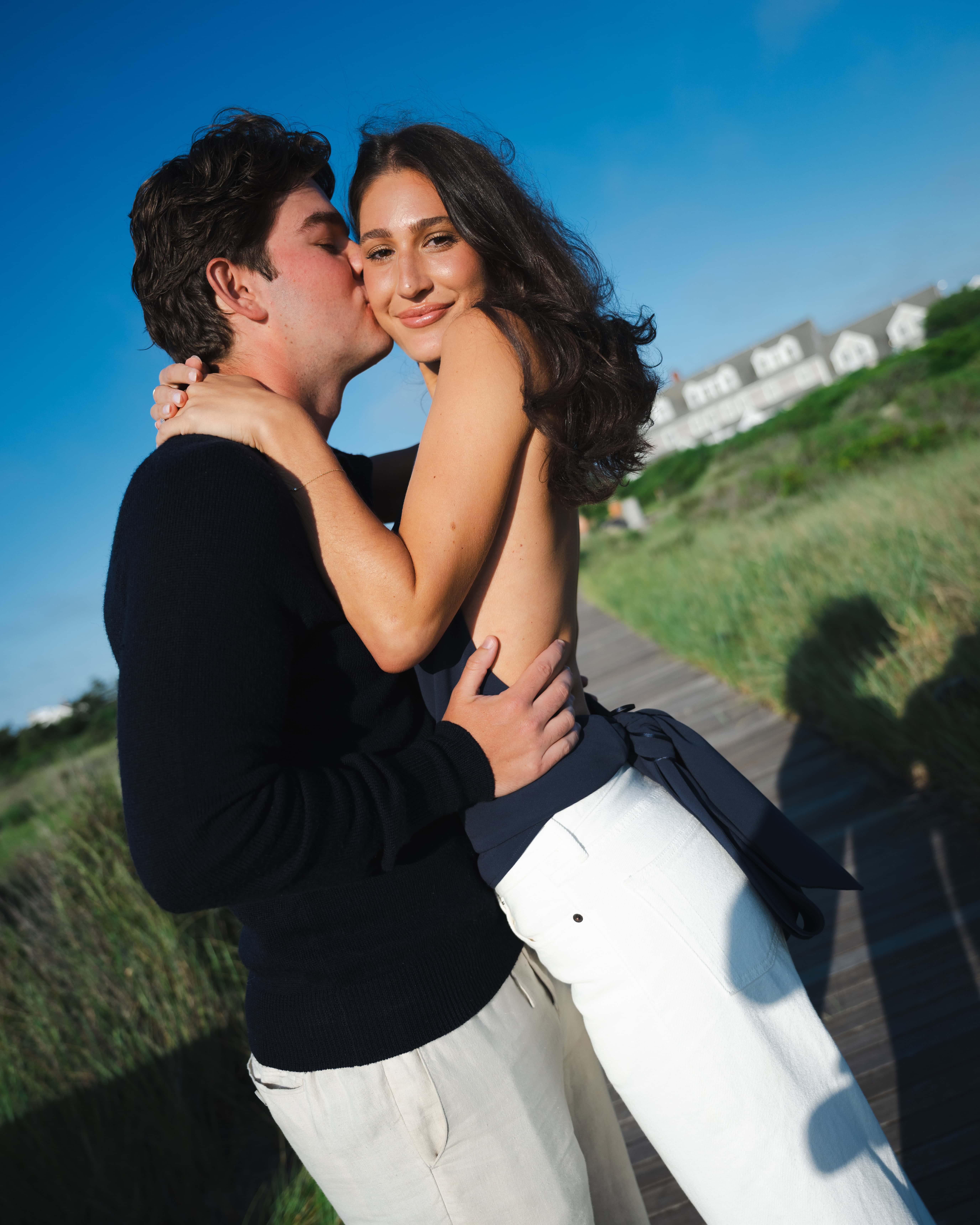 Wauwinet wedding photographer details ring and sand Perla Images